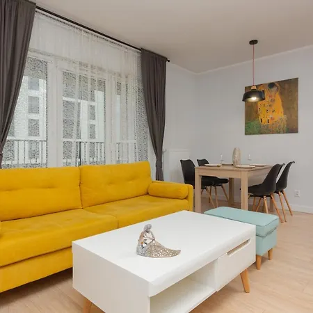 Active By Renters Apartamento