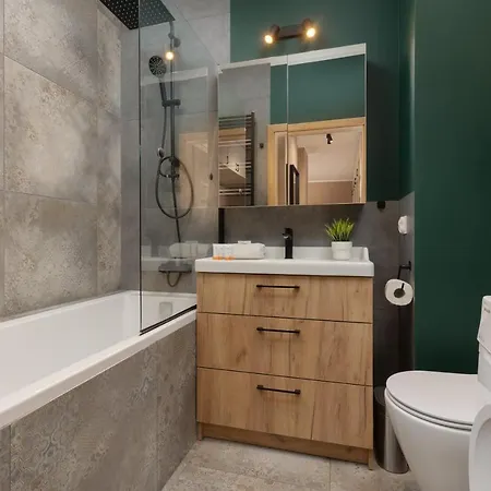 Active By Renters * Warsaw