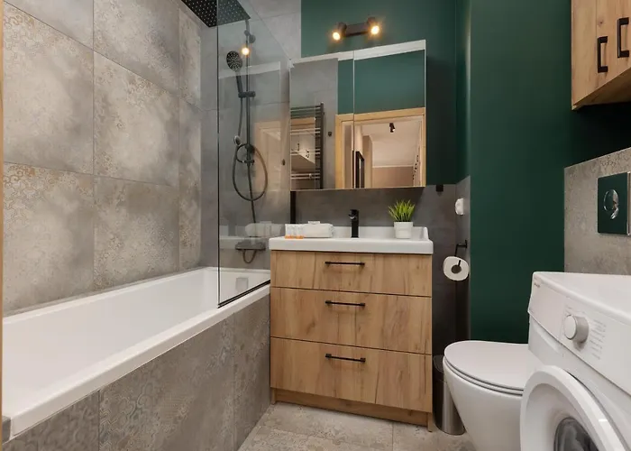 Active By Renters * Varsovia